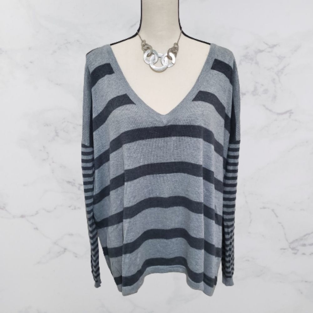 **SOLD** Olivaceous Oversized Sweater, Small